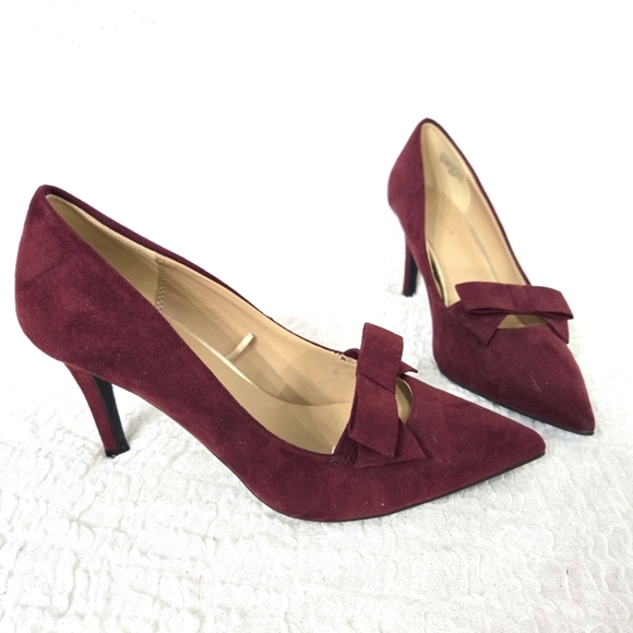 Ann Taylor Pumps Burgundy Pointed Toe‎ Chic minimalist Siren office Size 6.5 - Picture 1 of 11
